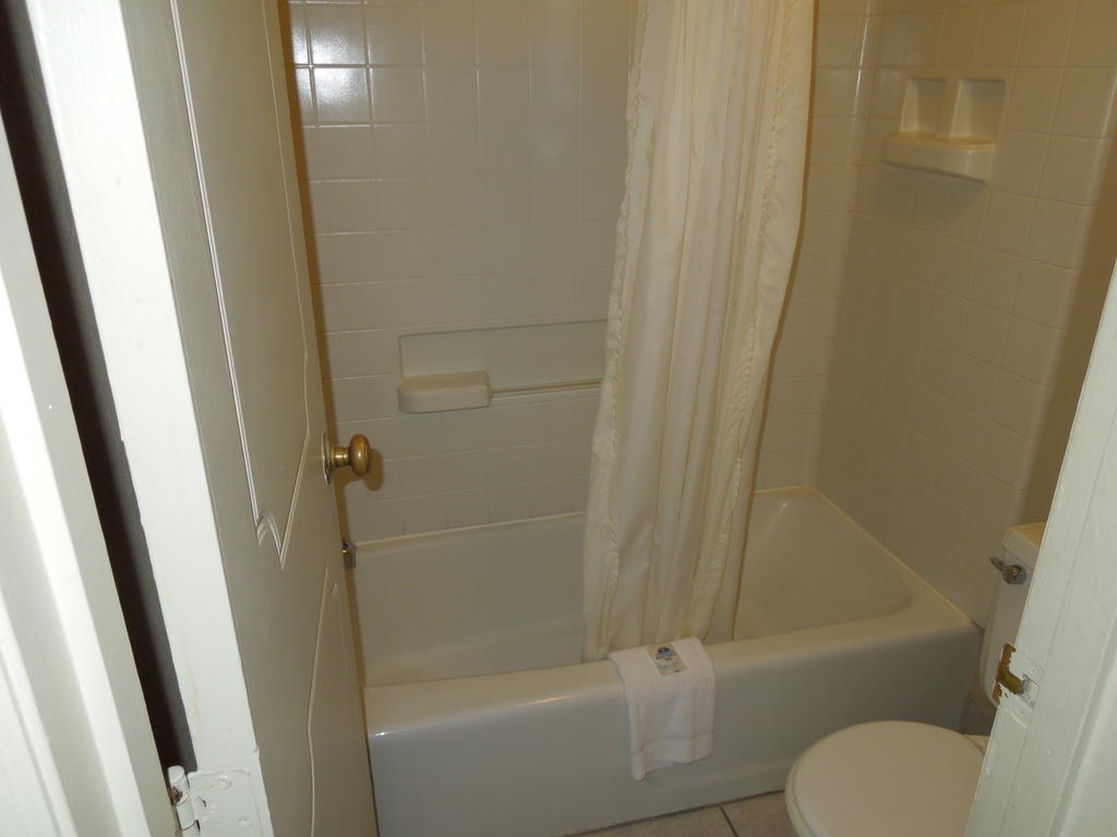 Americas Best Value Inn Chillicothe Room photo