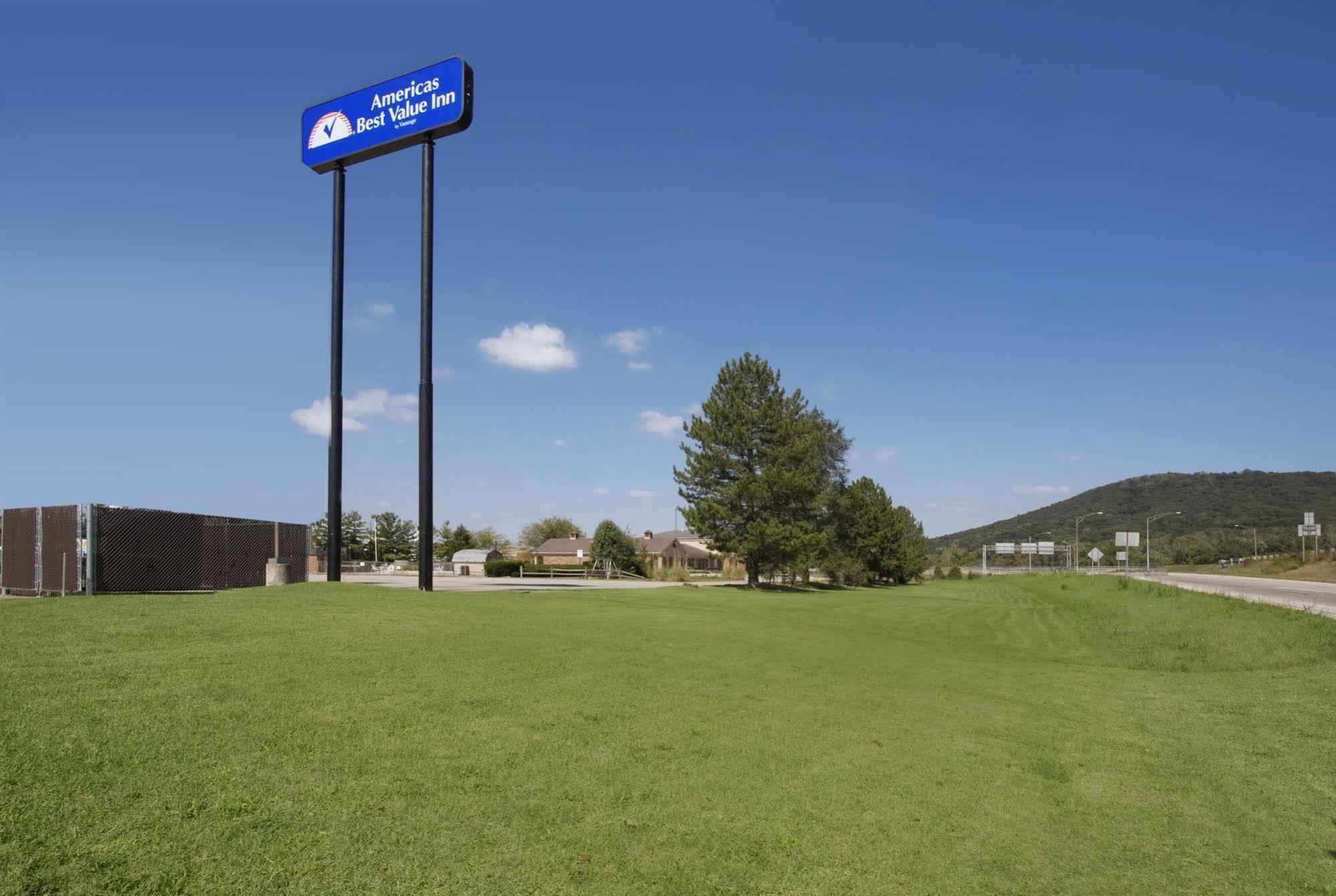 Americas Best Value Inn Chillicothe Exterior photo
